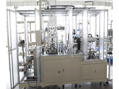 赢合科技 高速模切机 （连续裁断式）