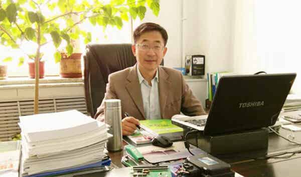 专访新能源汽车电池成组管理应用技术专家、哈尔滨威星动力电源有限公司董事长方英民