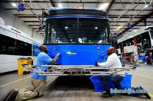 比亚迪美国工厂工人