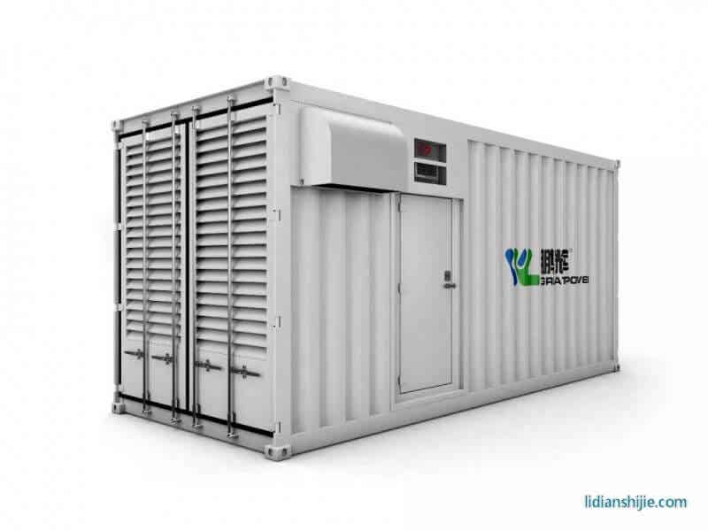 鹏辉能源集装箱产品图
