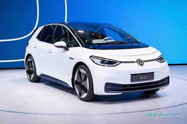 特斯拉的目标是星辰大海，它在中国市场击败了燃油车企业