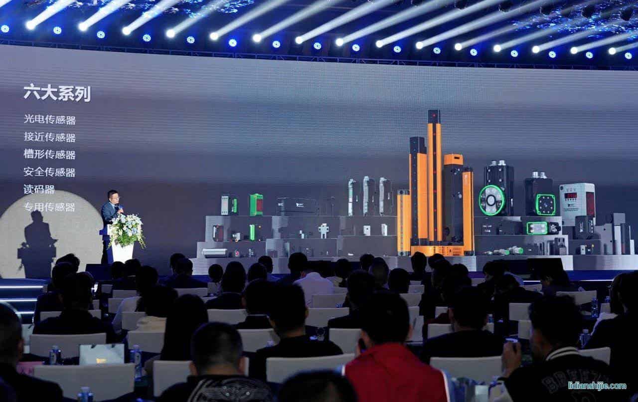 智能传感器事业部负责人周鹏