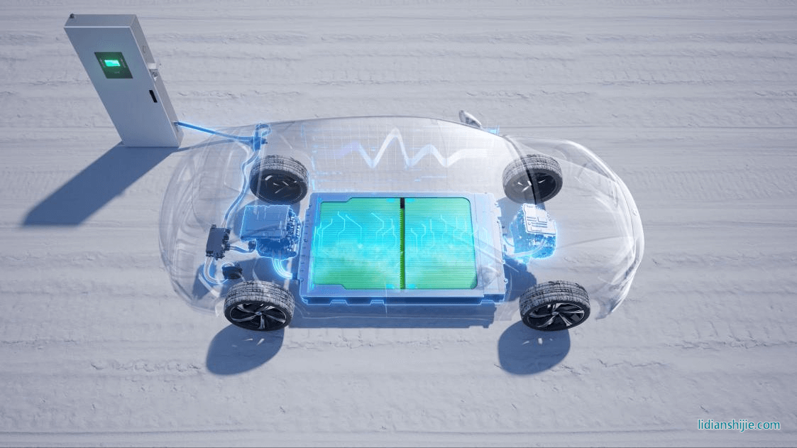 8年前首创800V高压平台 比亚迪再创黑科技让快充秒变超充