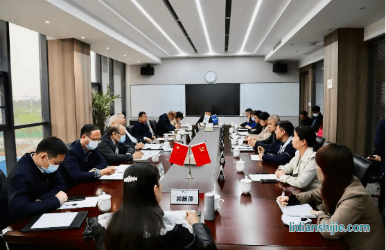 市政协调研组一行莅临天力锂能调研指导工作