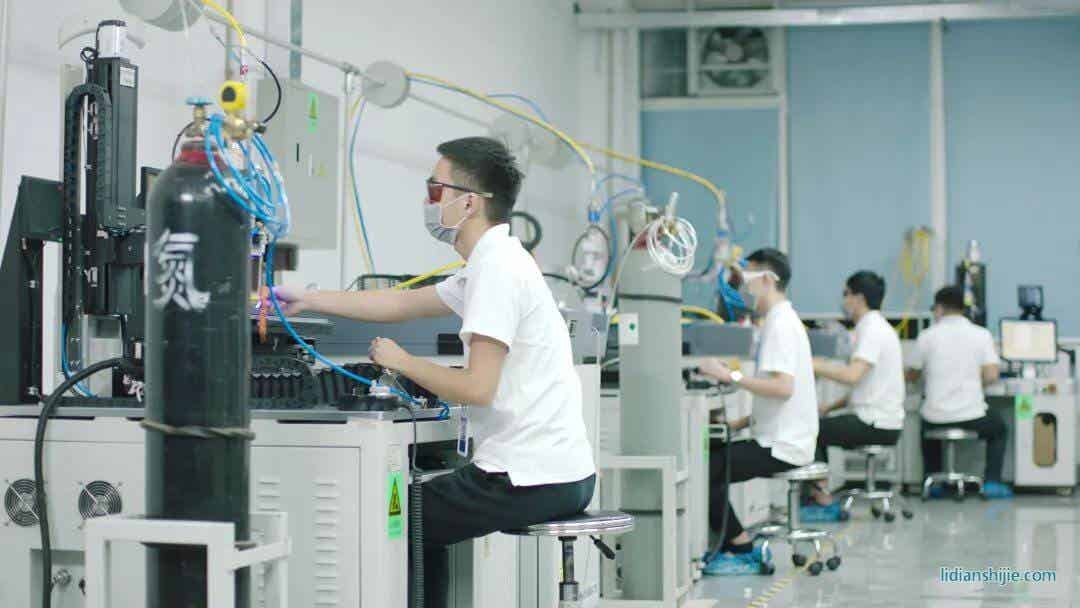 联赢激光激光工艺实验室