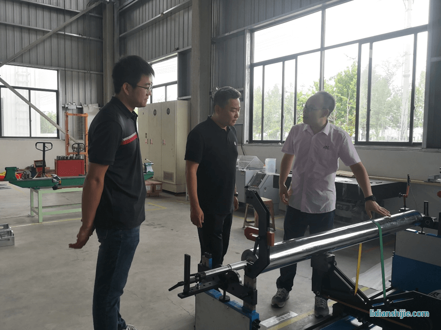 沧州明珠隔膜科技有限公司莅临海伟科参观考察