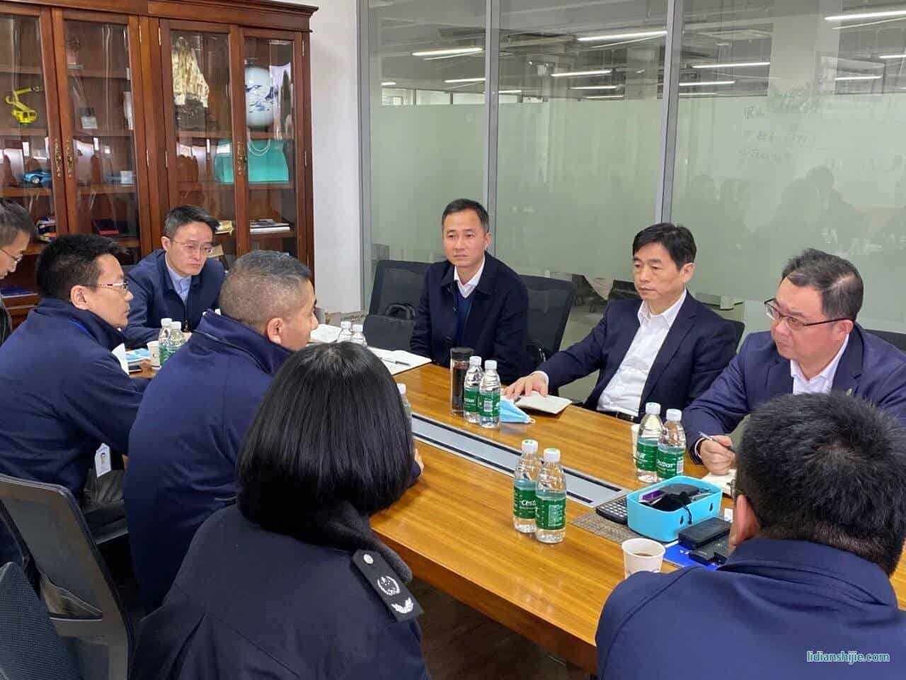 昆山市委常委管凤良一行莅临科瑞恩走访调研